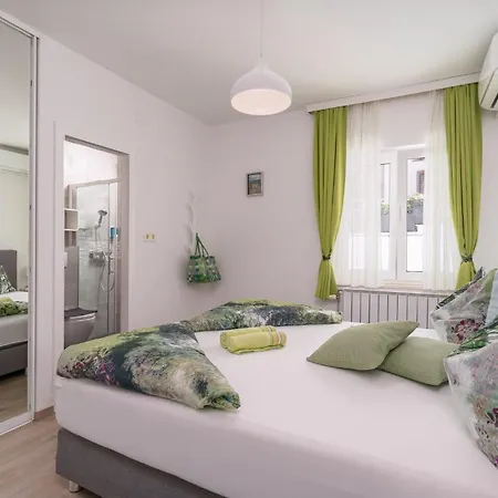 Orange Tree تْسافتات