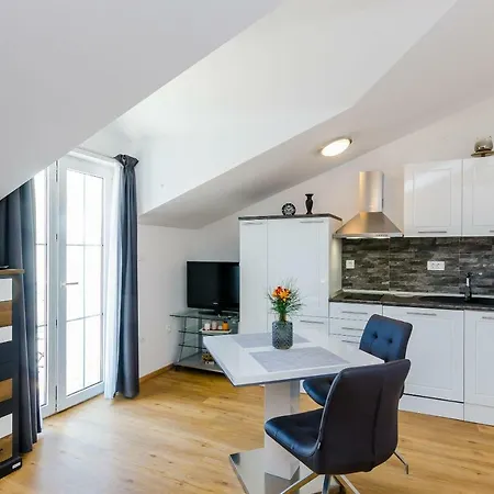 Appartement Orange Tree *