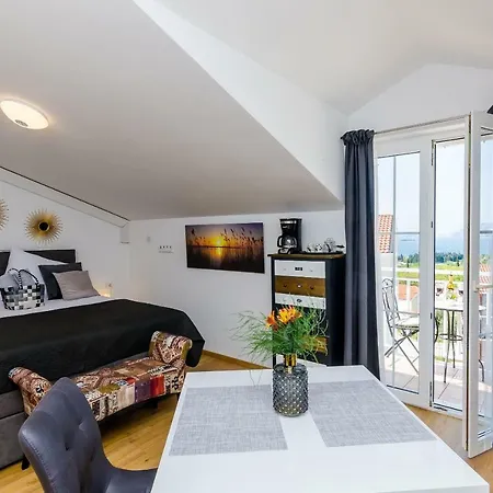 Appartement Orange Tree